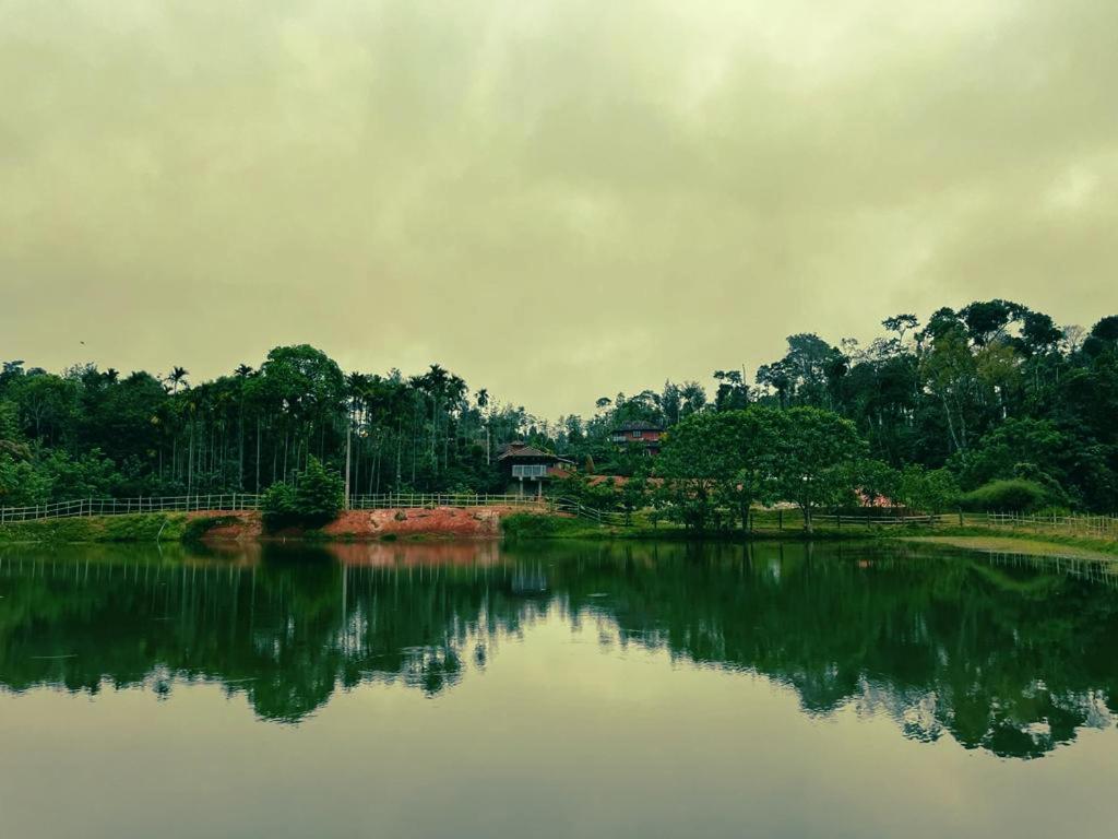 Agastya Lake View Coorg Madikeri Buitenkant foto